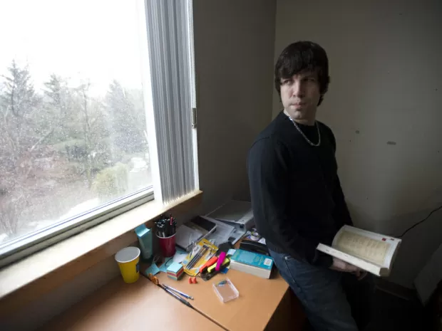 Matt DeHart: Former Soldier Wanted by the US for Working with Anonymous